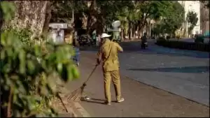 ₹2 लाख सफाईकर्मी सैलरी: तेलंगाना का सरकारी जॉब धमाल