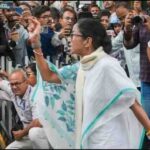 कोलकाता स्ट्रॉन्गरूम हंगामा: ममता 3 घंटे डटीं, टीएमसी आरोप-Eसी जवाब